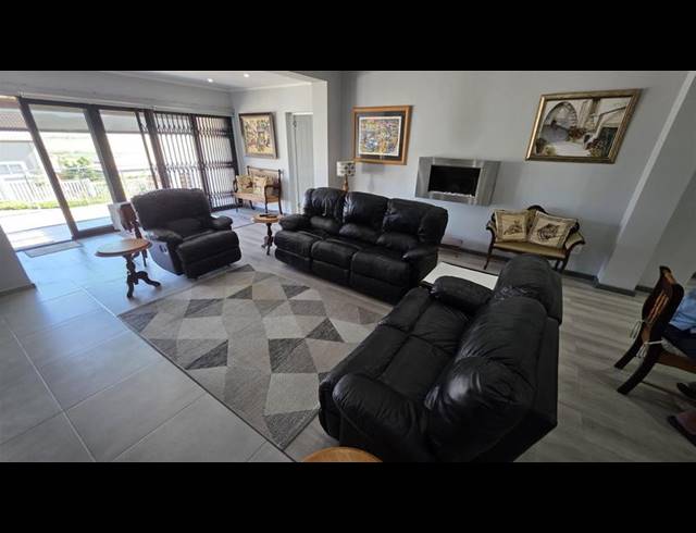 3 BEDROOM HOUSE FOR SALE IN REEBOK